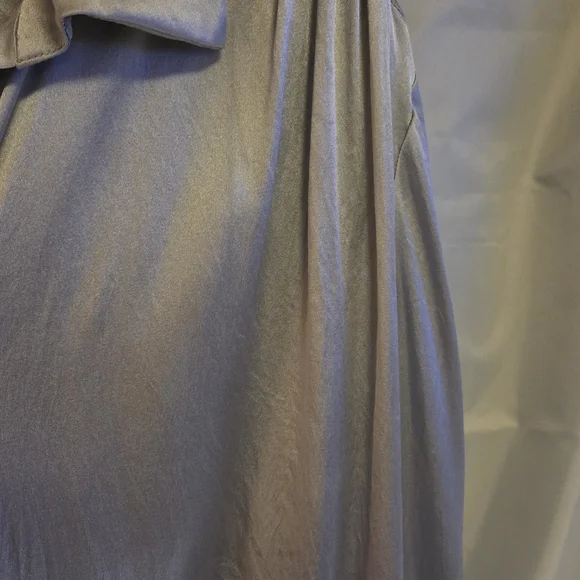 Dialouge Silk Blouse 2X ✨ Silver Gray Satin Button Front Flowy Minimalist Top - Picture 5 of 16